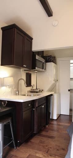 Los Altos Studio (AC, kitchen, bathroom, furnished) 3