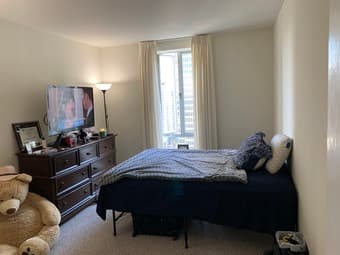 Furnished Private Room in 2b1b in FIDI 2