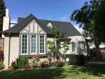 Room w/ private bath in beautiful house short walk to Stanford campus 1