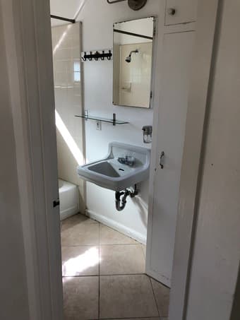 2br/1ba appartment for rent on Stanford Ave 2