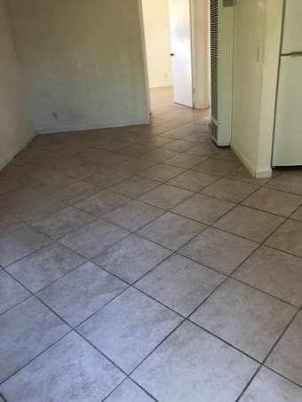 2br/1ba appartment for rent on Stanford Ave 4