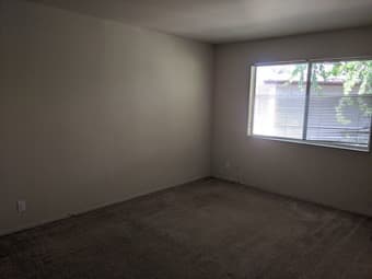 A room in 2B1B apartment in Mountain View 3