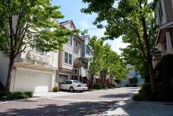 Furnished 3-bed apartment - Ideal for family or 3 roommates 1