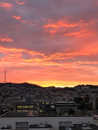 1 bed/1 bath in Potrero Hill.  Amazing view! 1