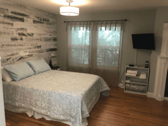 Charming Furnished Downtown Studio 3