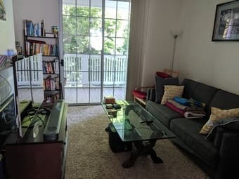 1 master bedroom with private bath in safe and quiet area at Sunnyvale 2