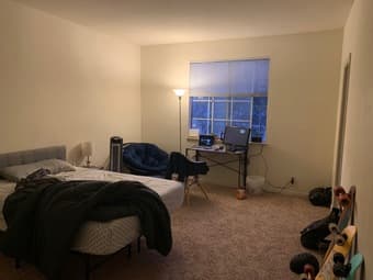 1 master bedroom with private bath in safe and quiet area at Sunnyvale 3