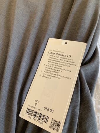 NEW women's sz 2 lululemon stylish gray longsleeve 4