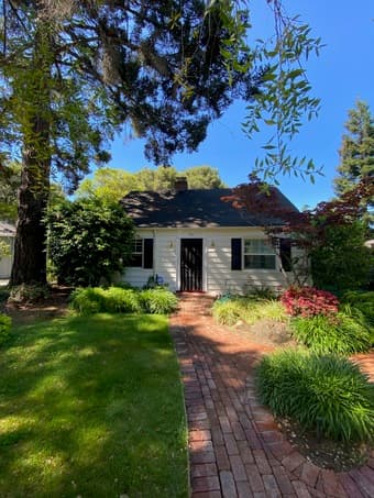 Charming Single-Family Home in Central Menlo Park 1