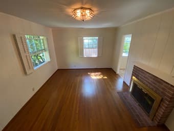 Charming Single-Family Home in Central Menlo Park 2