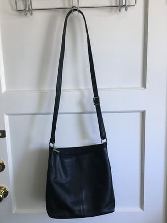 Le Donne Black Leather Purse 2