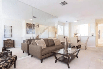 2Bed/2.5Bath with Master Suite Townhome off of Cal. Ave. 2