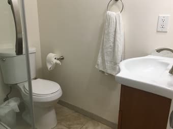 Furnished stylish studio near stanford available July 1st 3