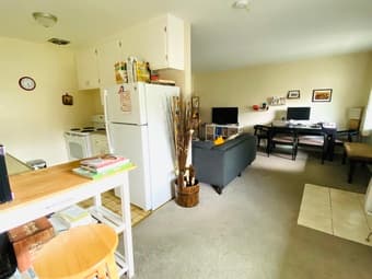 Utilities included -1BR/1BA furnished apartment - mid June-mid August 1