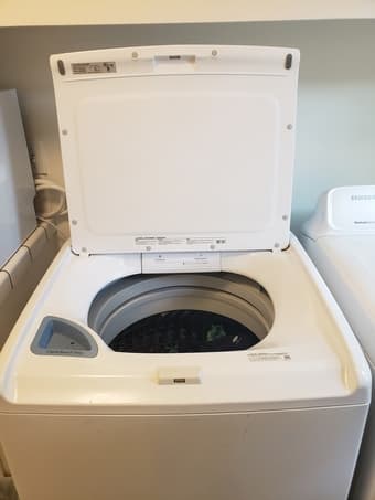 Samsung washer and dryer in good condition 2