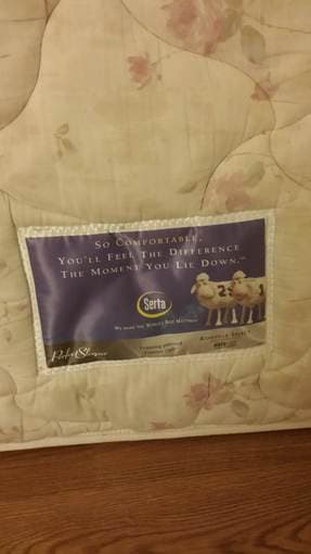 Free king size bed matress: pick up TODAY 1