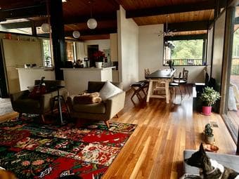 Master bedroom in beautiful 5br/3ba home in Portola Valley 2