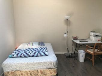 Big living room with shared bathroom in Palo Alto 1