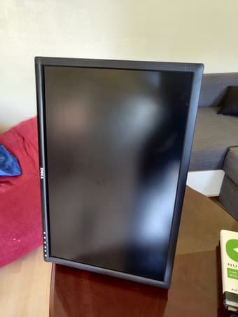 Dell UltraSharp 2405FPW 24-inch Flat Panel LCD Monitor 2