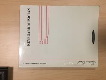 MUSIC 12A-B book Keyboard Musician 1