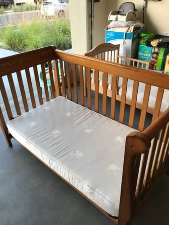 toddler bed and convertible crib 2