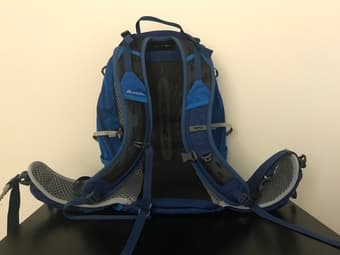 Gregory 18 Liter Men's Daypack - Almost New 3