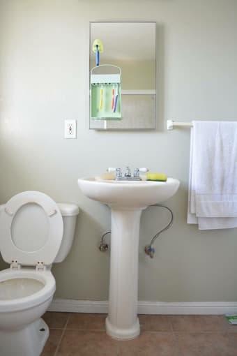 2BD/1BA for rent in Sunnyvale close to Caltrain station and Apple hq. 4