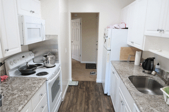 【10 min walk to Stanford】Oak Creek小区卧室转租限女生 2