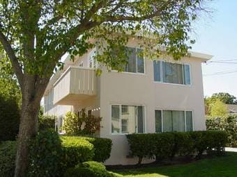 MOVE-IN SPECIAL: Perfect Location-Fully Furnished Apt next to Stanford 1