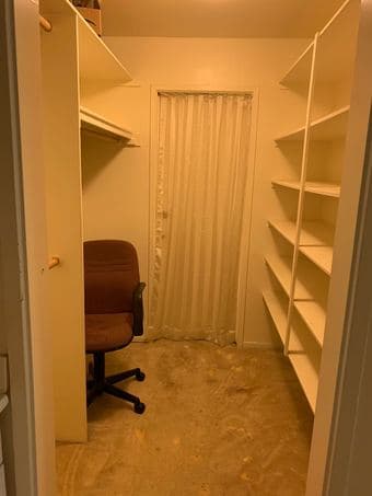 Furnished Huge Downtown Palo Alto master room w/bathroom in 2B2B 2