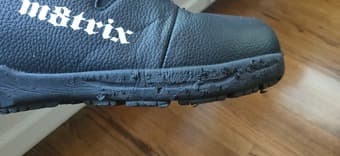 M8trix 580 Snowboarding Boots, Mens size 13, red and black 3