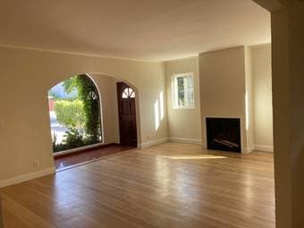 Room with shared bathroom in stunning new house, Menlo Park (3b/2ba) 1