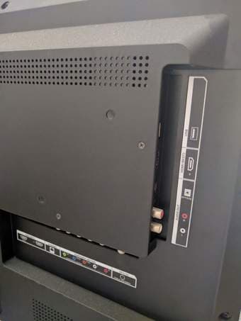 TV Vizio M322i-B1 - 32" 1080p - Used, Excellent condition 4