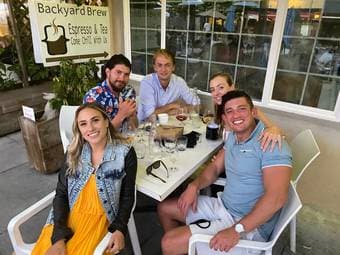 RWC 2 Rooms Avail NOW Fun, Clean Late 20s Relaxed Professionals 1