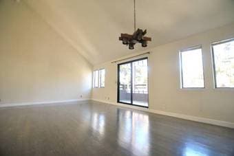 2Beds/2.5 Baths-1300ft2-Old Mountain View prime location townhouse 2