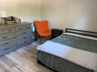 Room for rent near Stanford (Female preferred!) 2