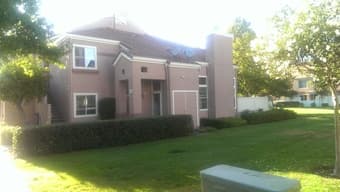 Bedroom w/ Private Bath in a 3Br/3Ba Townhome in North San Jose 1