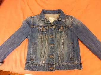 Womens denim jacket size small 1