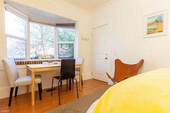 Furnished studio downtown PA with full kitchen & large backyard 1