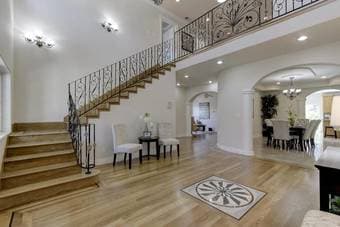 3000 sq ft 4-bedroom house just off Willow Rd./101 1