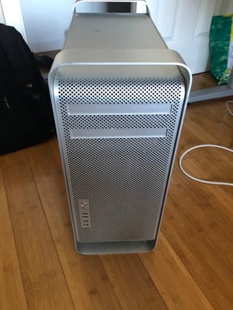 Early 2009 Mac Pro 1