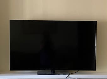 Vizio E-Series LED 50" HD Smart TV 1
