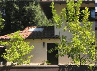 Independent room/studio. Walk to Stanford. Utilities included. 1