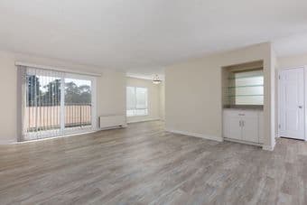 2 beds/1.5 baths/1,021sqft(Lease takeover) 1