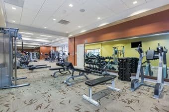 2 beds/1.5 baths/1,021sqft(Lease takeover) 3