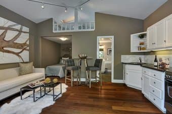 Studio/Cottage -- WEST MENLO PARK/Near Stanford 1