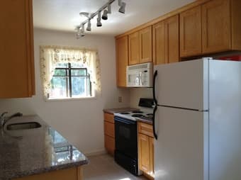 3Br/2Ba duplex $3400 (Mountain View) 2