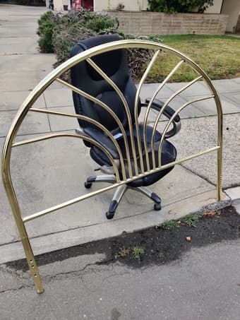 Free Queen sized mattress and Queen-size brass headboard 2