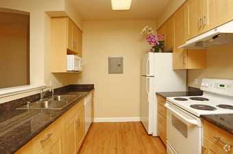 Sublease 2b2b Apartment in Santa Clara $2965 Starting Sep 16th 2