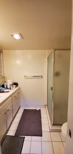 Bedroom in 3bd apartment 4